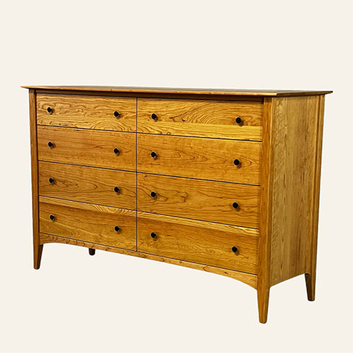 New England Dresser