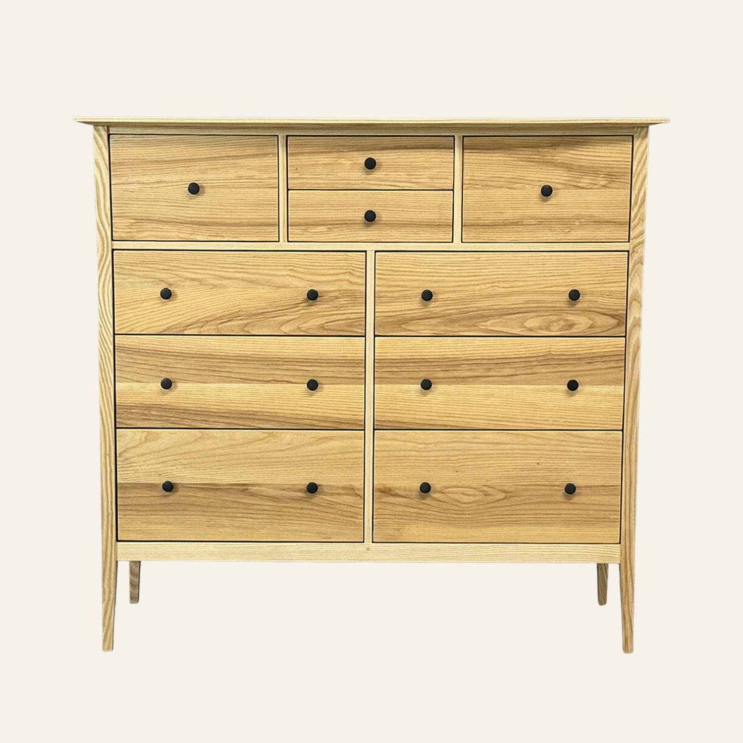 Hyde Park Dresser 261832