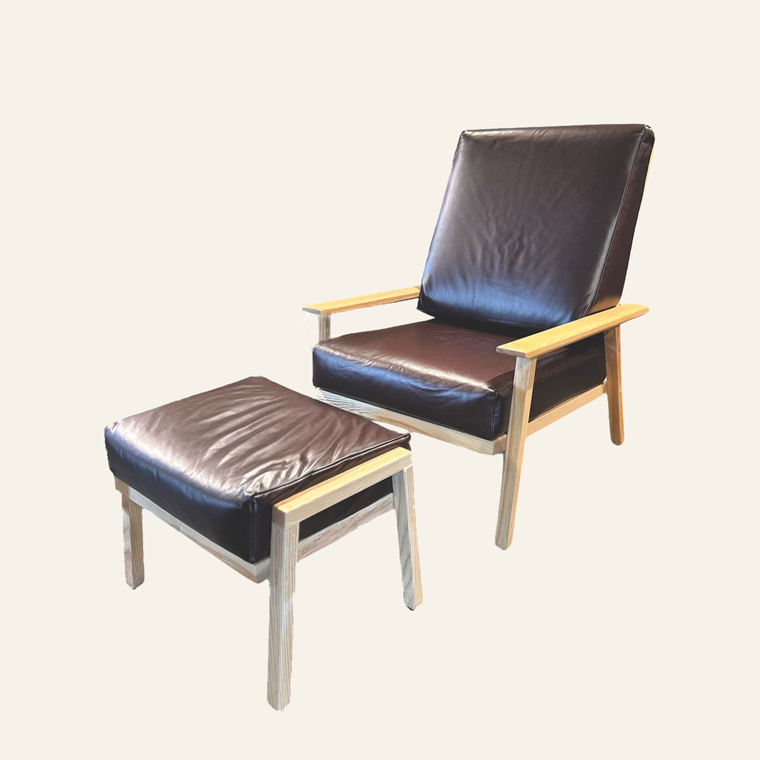 Westmore Living Room Seating 264635
