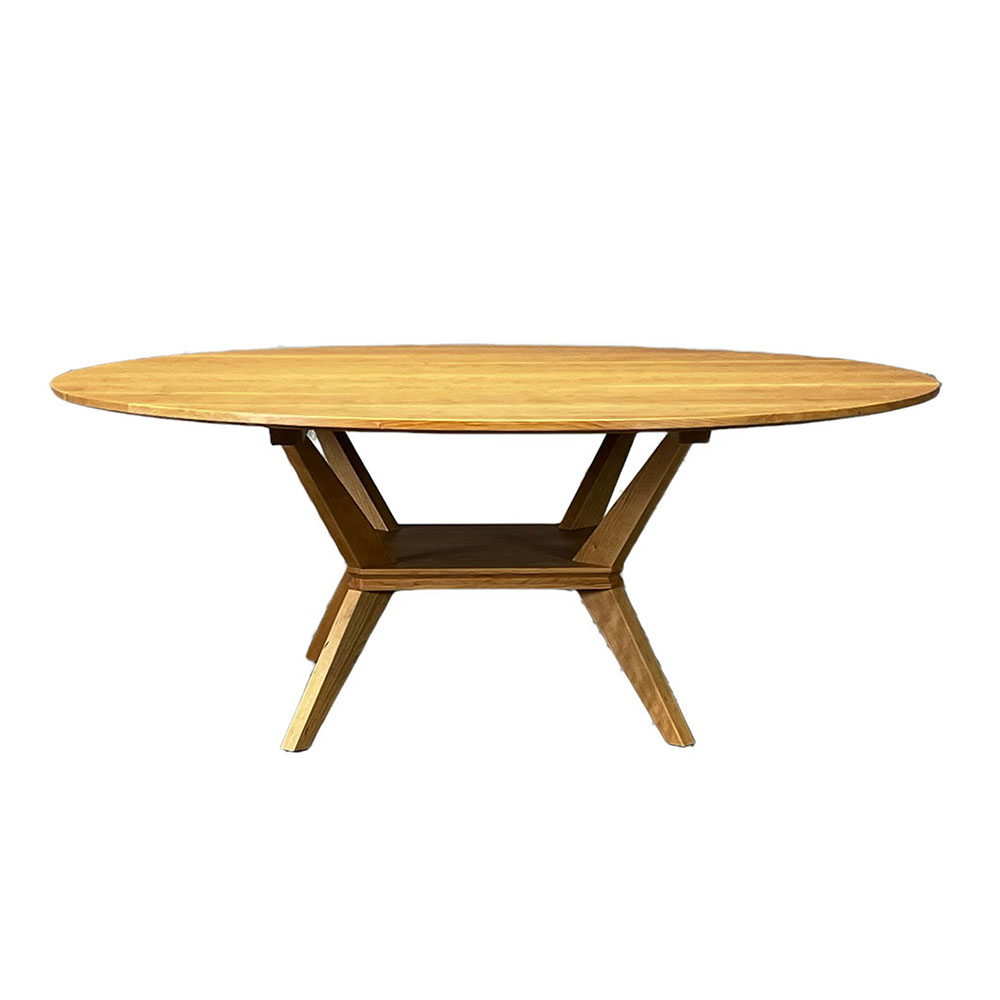 round killington dining table in cherry