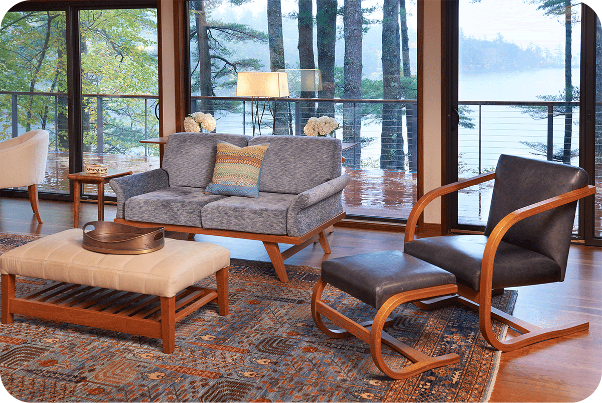 all pompy living room in lakeside home