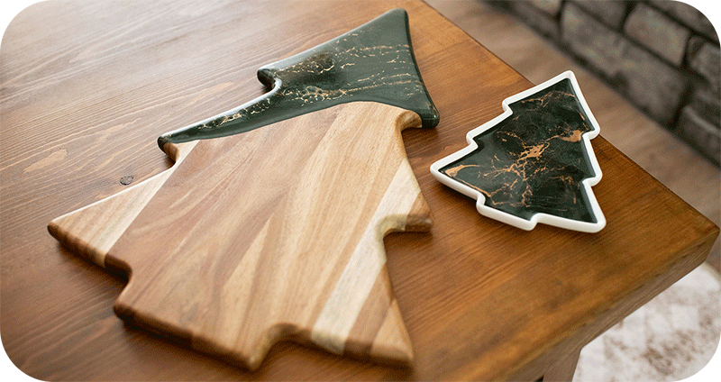 christmas tree cutting board with green resin decoration