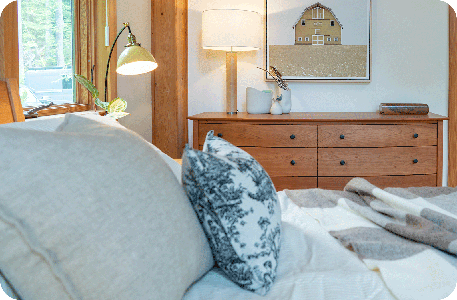 waterbury bed & chelsea dresser